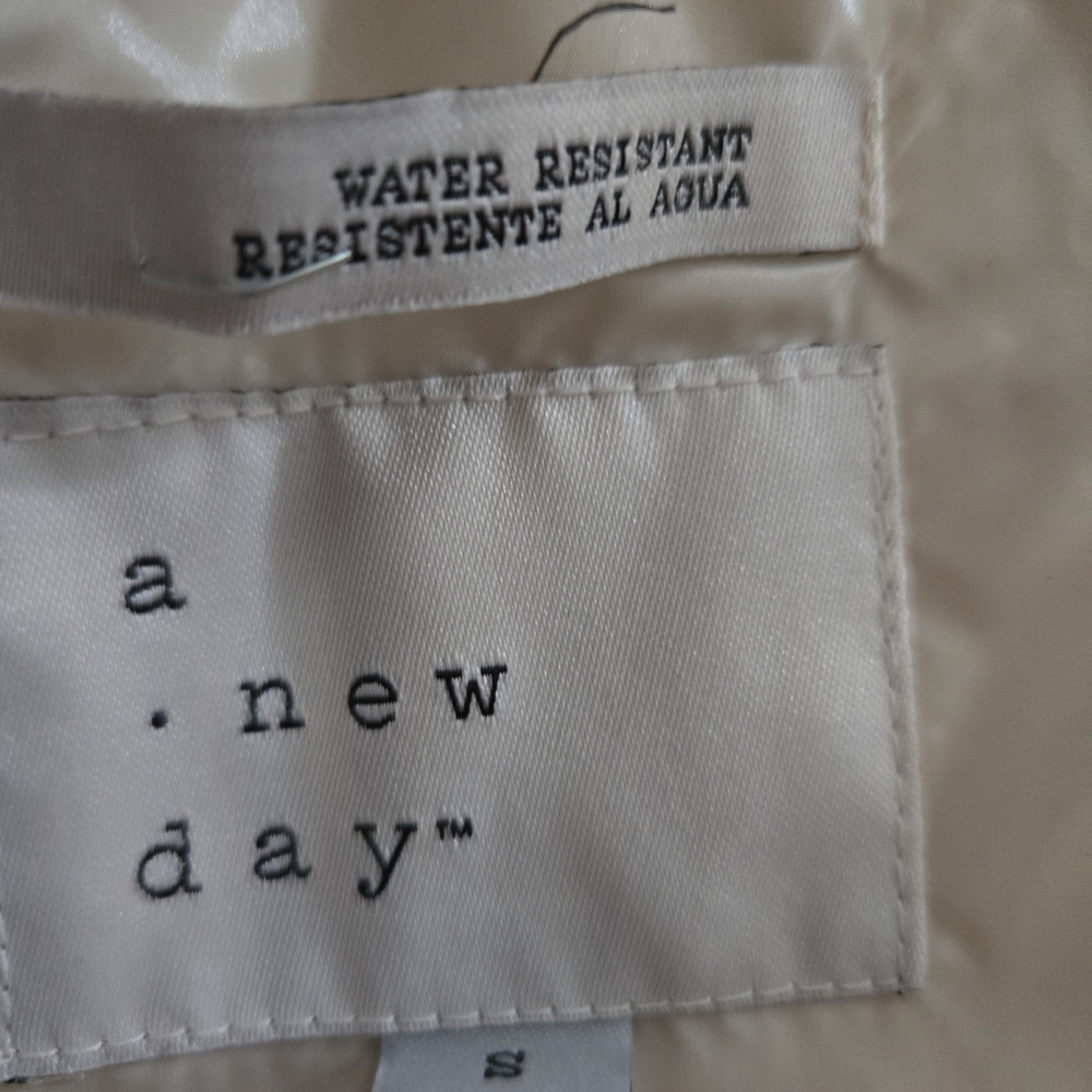 a new day Cream Puffer SZ S Jacket - Picture 5 of 6